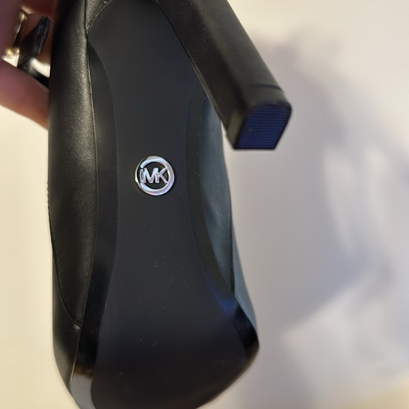 Michael Kors Heels - Picture 6 of 8